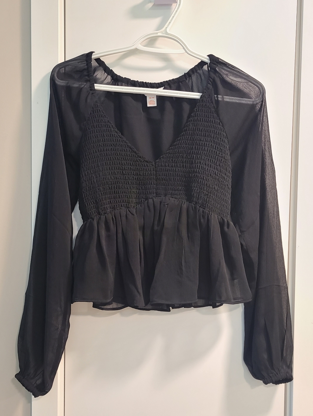 NWOT Joe Fresh Black Peplum Sheer Puff Long Sleeve Blouse- Size XS ❤️‍🔥